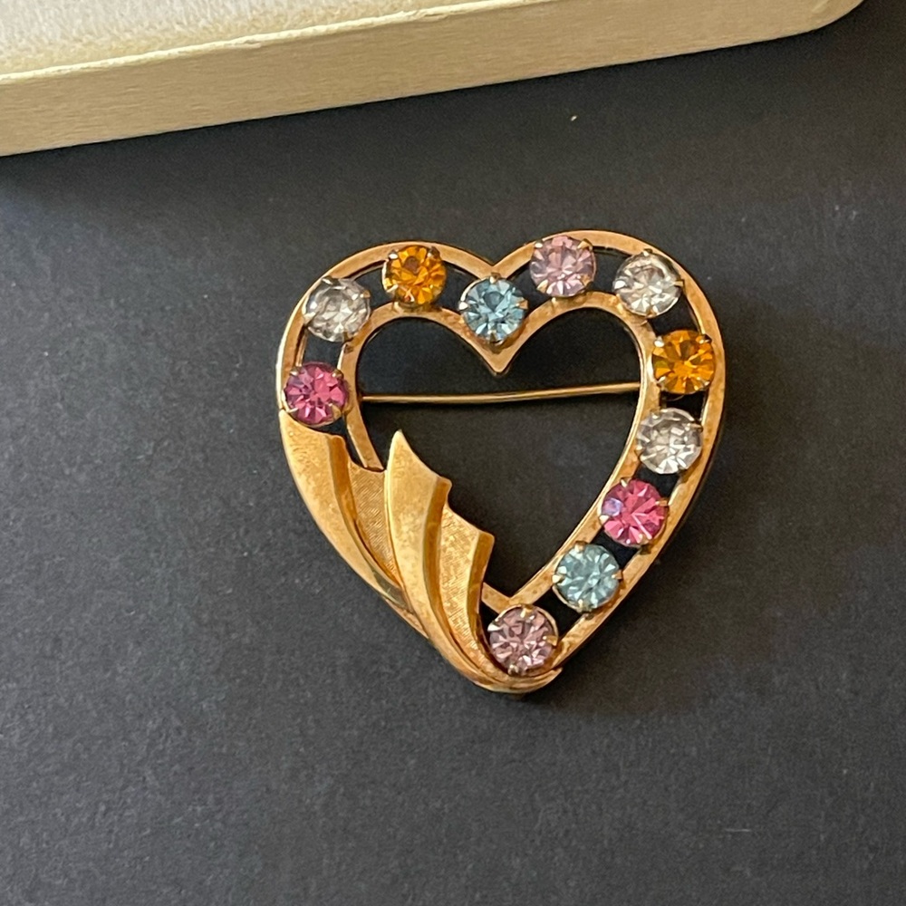 Vintage Catamore Heart Brooch Mother Grandmother Color Rhinestone w/Box